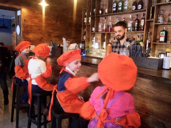 Оформление кафе: Барная стойка